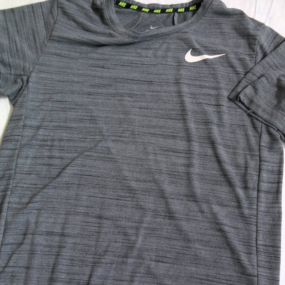 Nike dryfit T